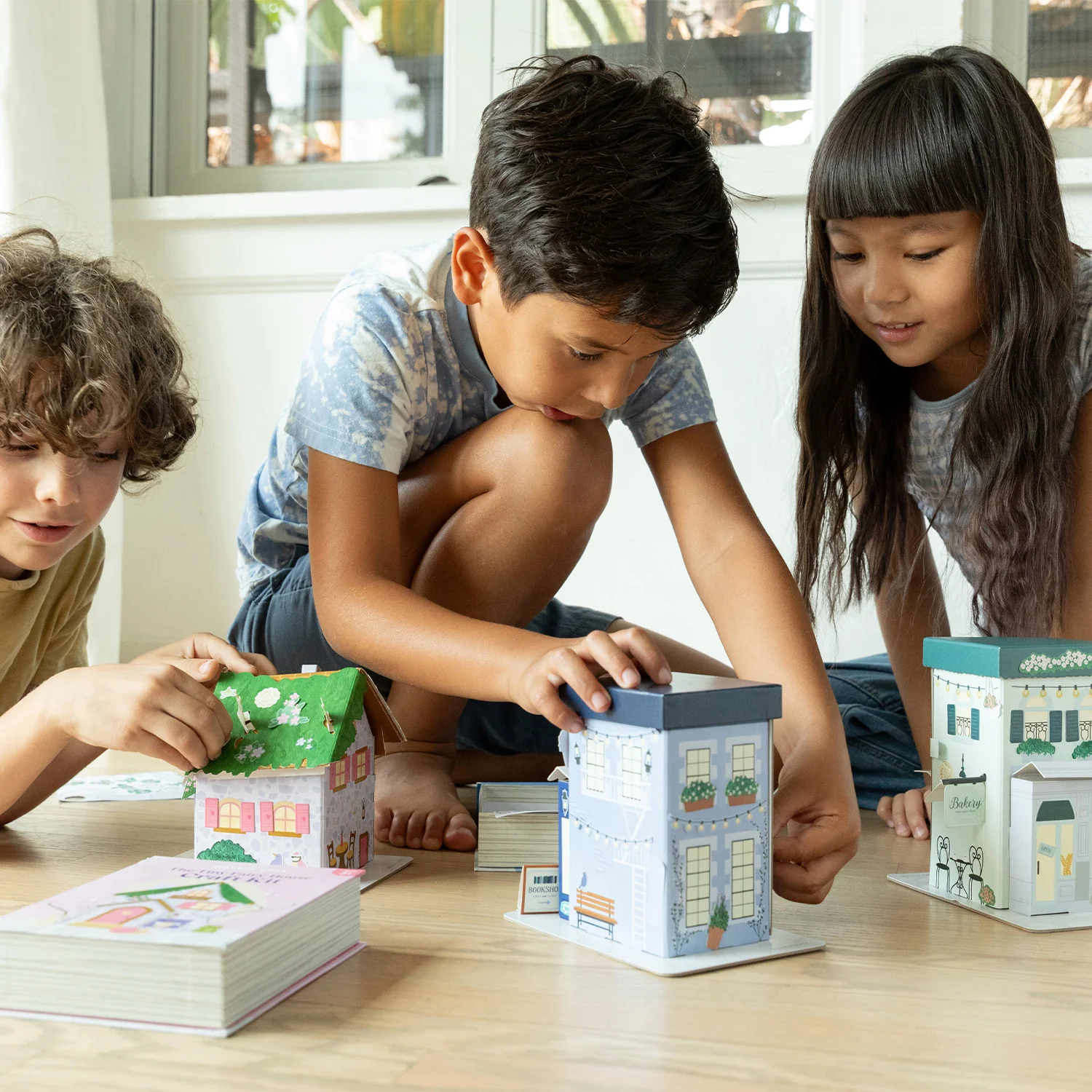 Bookshop & Bakery Craft Kit - Image 4